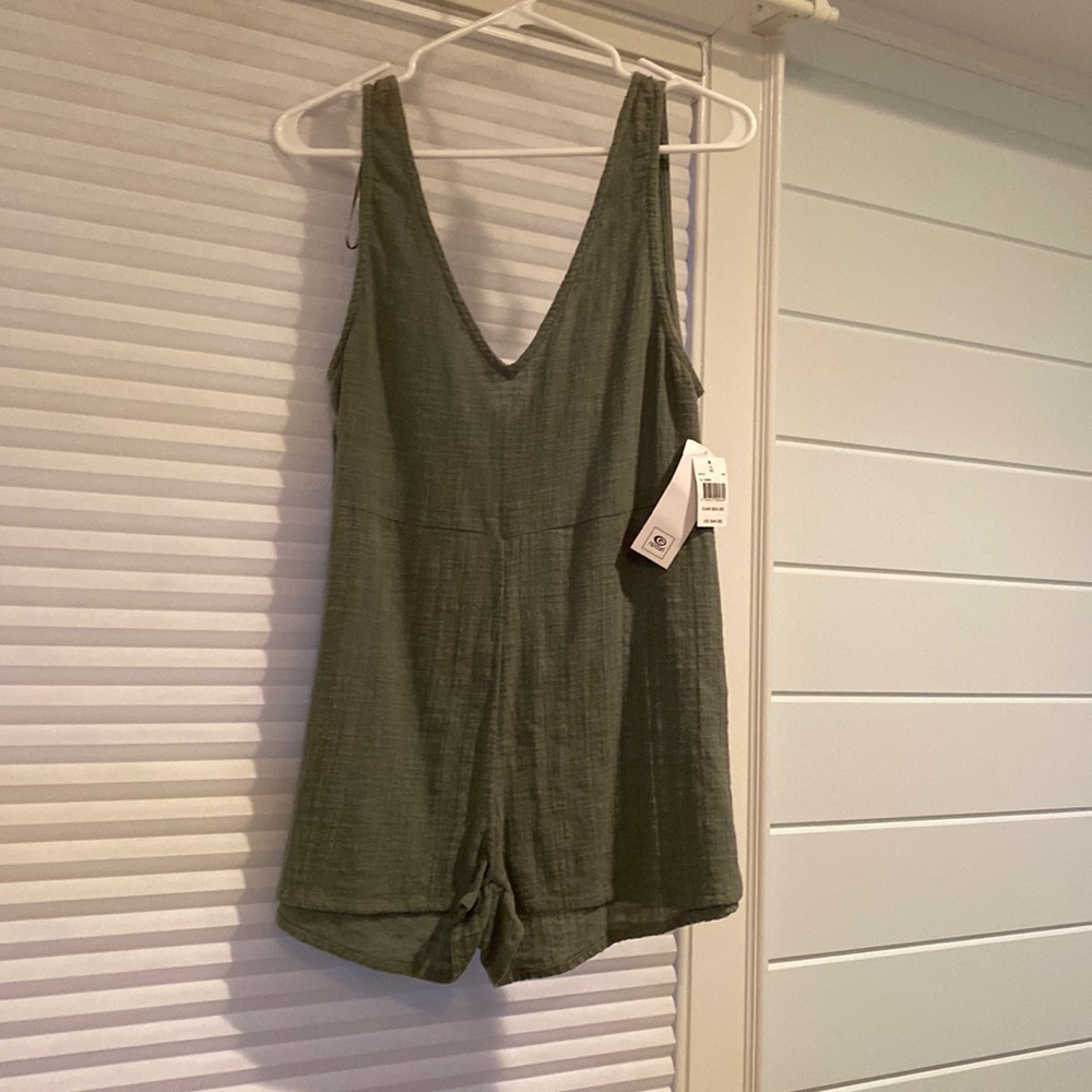 Ripcurl romper green XS with tags! Never worn!